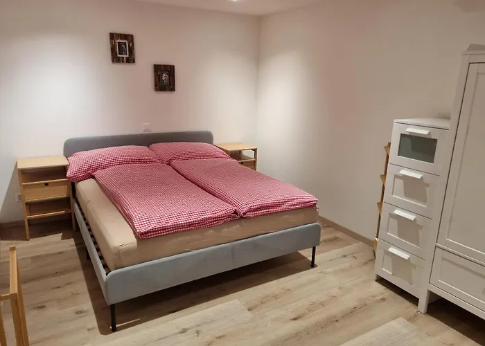 Mom - Alpine Boutique Apartments, Alpstein Eiger View Terrace, Center * Grindelwald