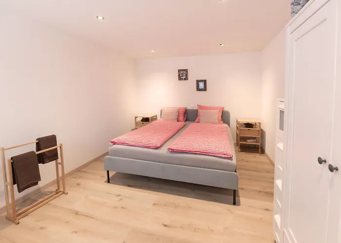 Mom - Alpine Boutique Apartments, Alpstein Eiger View Terrace, Center Grindelwald